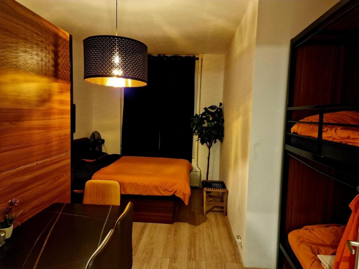 Recharge Hostel Rotterdam Kültér fotó