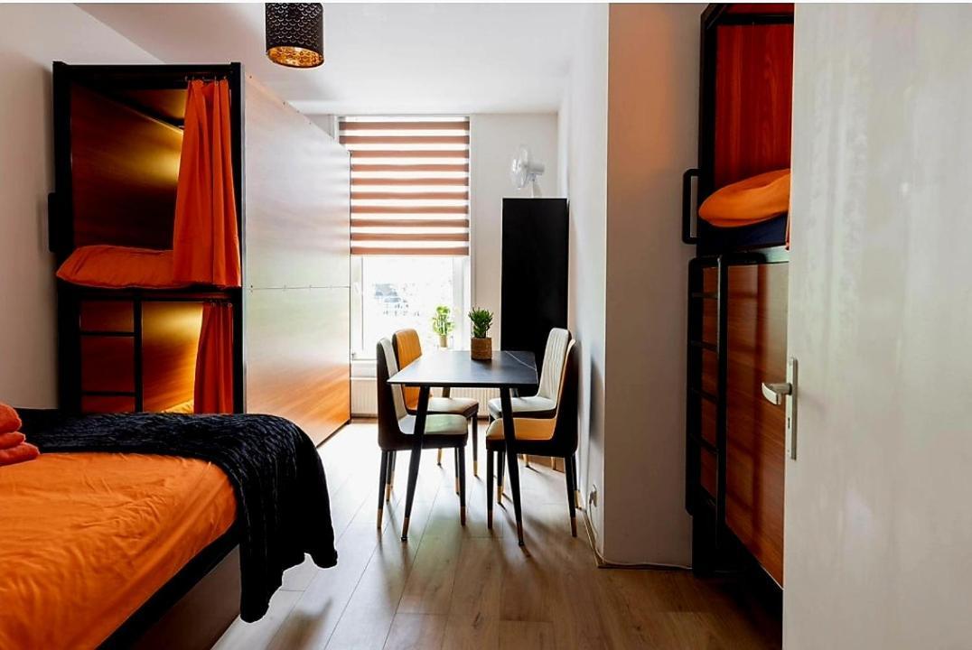 Recharge Hostel Rotterdam Kültér fotó