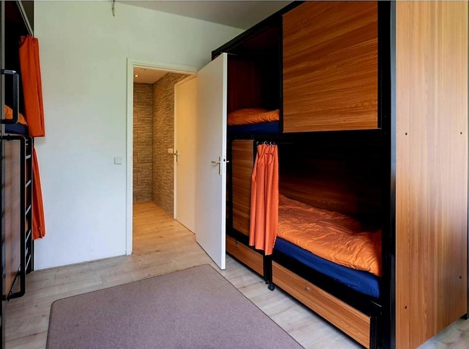 Recharge Hostel Rotterdam Kültér fotó