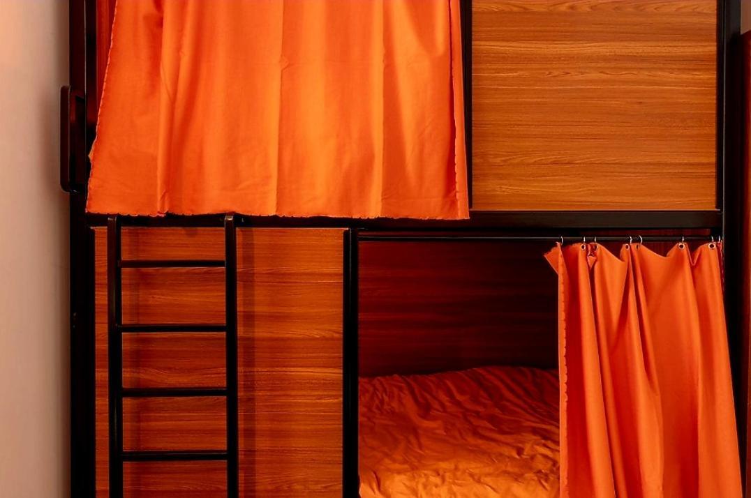 Recharge Hostel Rotterdam Kültér fotó